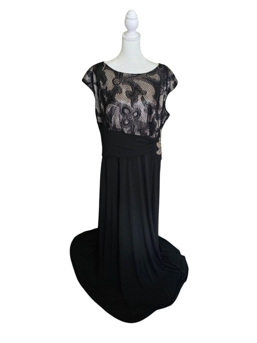 NWT Chaya Womens Blk Lace Evening Gown W/Beaded Accent 18W Evening Wedding Party